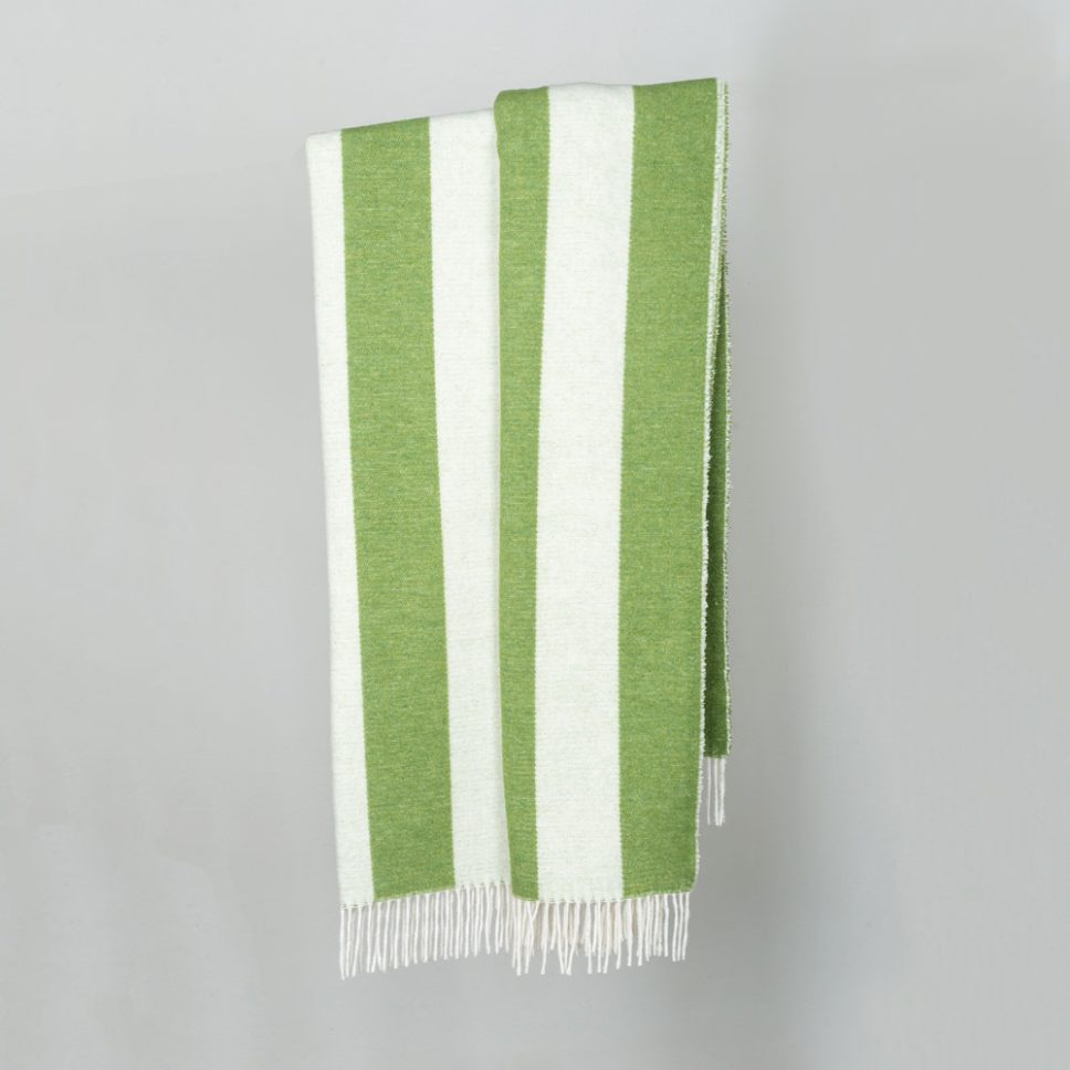 1001193 - Woll-Mix Decke-Stripe aus recycelten Rohstoffen anthrazite-offwhite – Bild 12